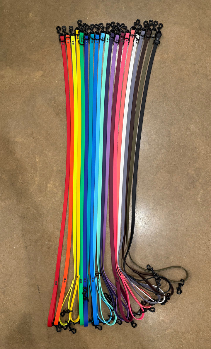 Beta Tree Lead with Black Hardware